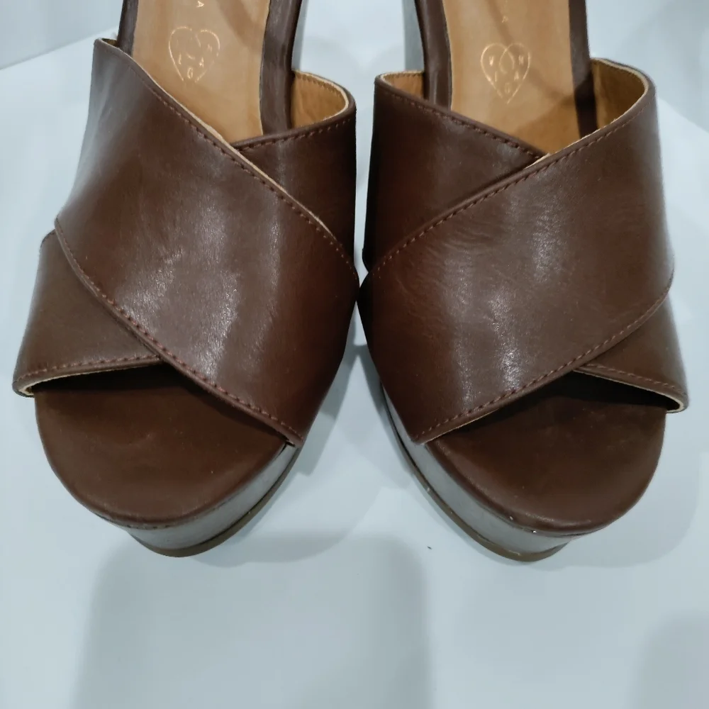 BC Born in California brown vegan wedges women's size 6.5